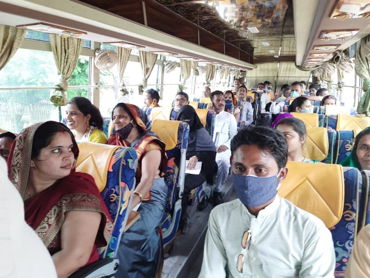 UP Zila Panchayat Adhyaksh Election Result NEWS : रामनाथ कोविंद भाजपा अध्यक्ष! यहां के नवनिर्वाचित जिला पंचायत अध्यक्ष को अपने जिल के DM का नाम तक नहीं पता