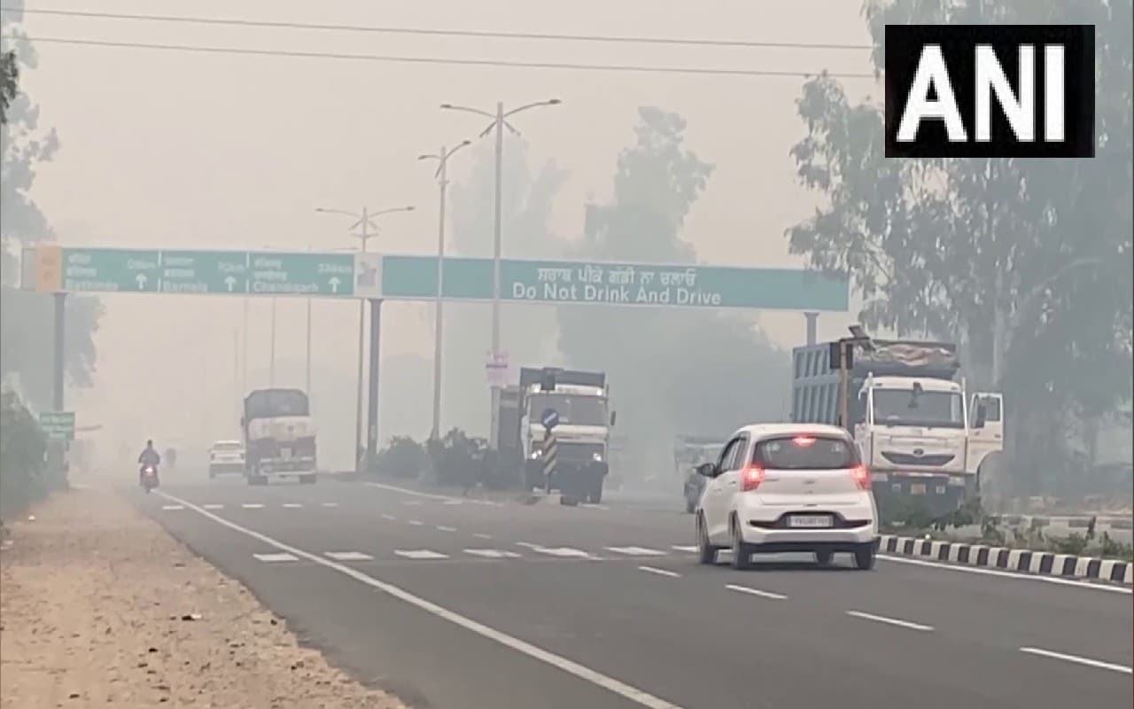 Pollution News: दिल्ली के बाद अब पंजाब की हवा हुई जहरीली, बठिंडा में सांस लेना भी दुभर