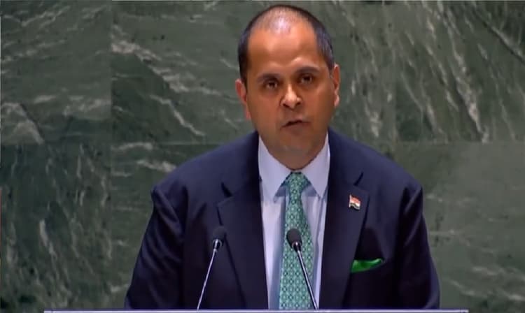 पाकिस्तान ने UN में फिर अलापा कश्मीर राग, भारत ने लगायी लताड़, कहा- J&K और लद्दाख देश का अभिन्न हिस्सा