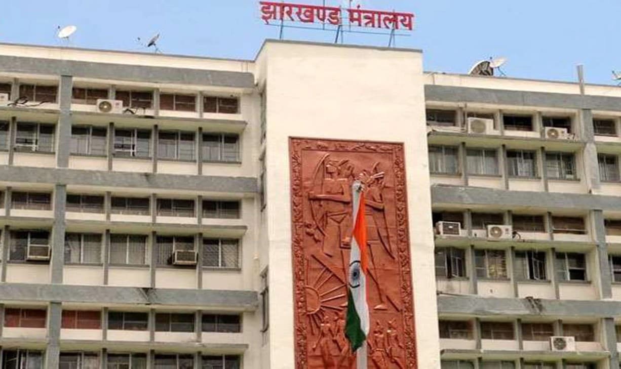 Jharkhand Cabinet Meeting: प्रवासी मजदूरों की सामान्य मौत पर भी परिजनों को आर्थिक मदद देने पर कैबिनेट की मुहर