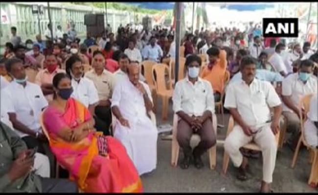 किरण बेदी को हटाने की मांग को लेकर पुदुचेरी में विपक्ष का प्रदर्शन जारी, जानिए अब तक के अपडेट्स