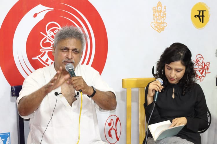 World Book Fair 2023 में पीयूष मिश्रा के आत्मकथात्मक उपन्यास पर हुई बातचीत, 'किंगमेकर्स' का लोकार्पण हुआ