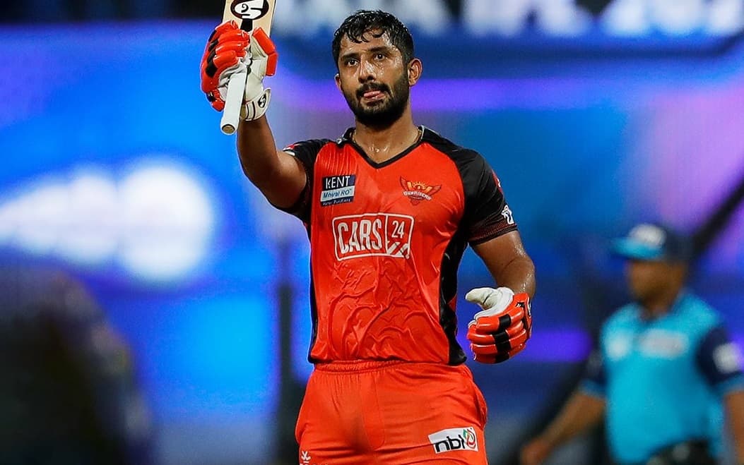 Ireland vs India: कौन हैं Rahul Tripathi जिसे पहली बार टीम इंडिया में चुना गया, धोनी से है खास कनेक्शन Ireland vs India: कौन हैं Rahul Tripathi जिसे पहली बार टीम इंडिया में चुना गया, धोनी से है खास कनेक्शन