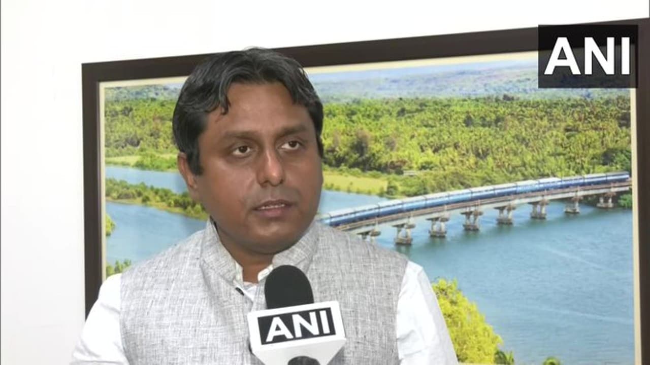 त्योहारी सीजन में रेलवे ने चलाई 2,614 अतिरिक्त ट्रेन, कोचों में लगाए गए 36-37 लाख एक्स्ट्रा बर्थ त्योहारी सीजन में रेलवे ने चलाई 2,614 अतिरिक्त ट्रेन, कोचों में लगाए गए 36-37 लाख एक्स्ट्रा बर्थ