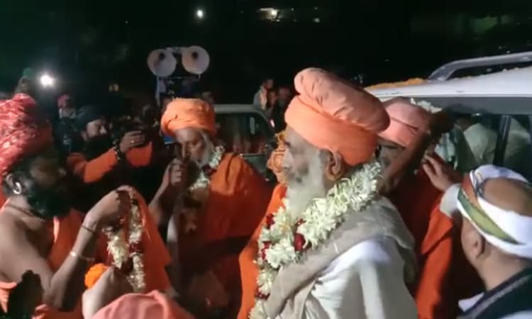 रजरप्पा में देश भर के साधु-संतों का होने लगा जुटान, विश्व कल्याण के लिए मां छिन्नमस्तिके की होगी आराधना