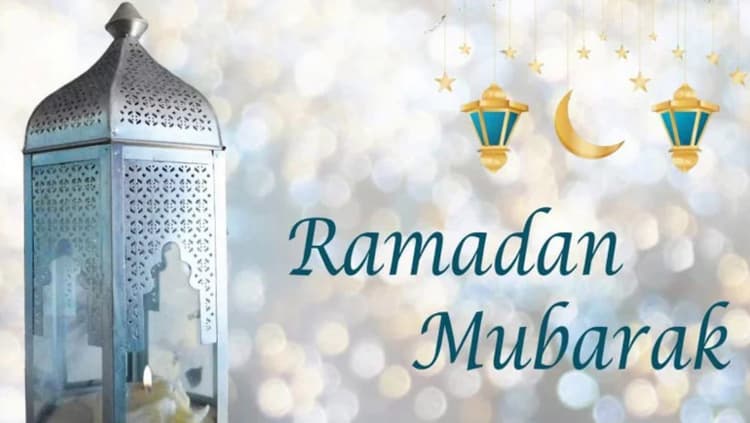 Ramadan Mubarak 2023 Wishes: चांद से रोशन हो रमजान तुम्हारा... अपनों को यहां से दें रमज़ान की बधाई