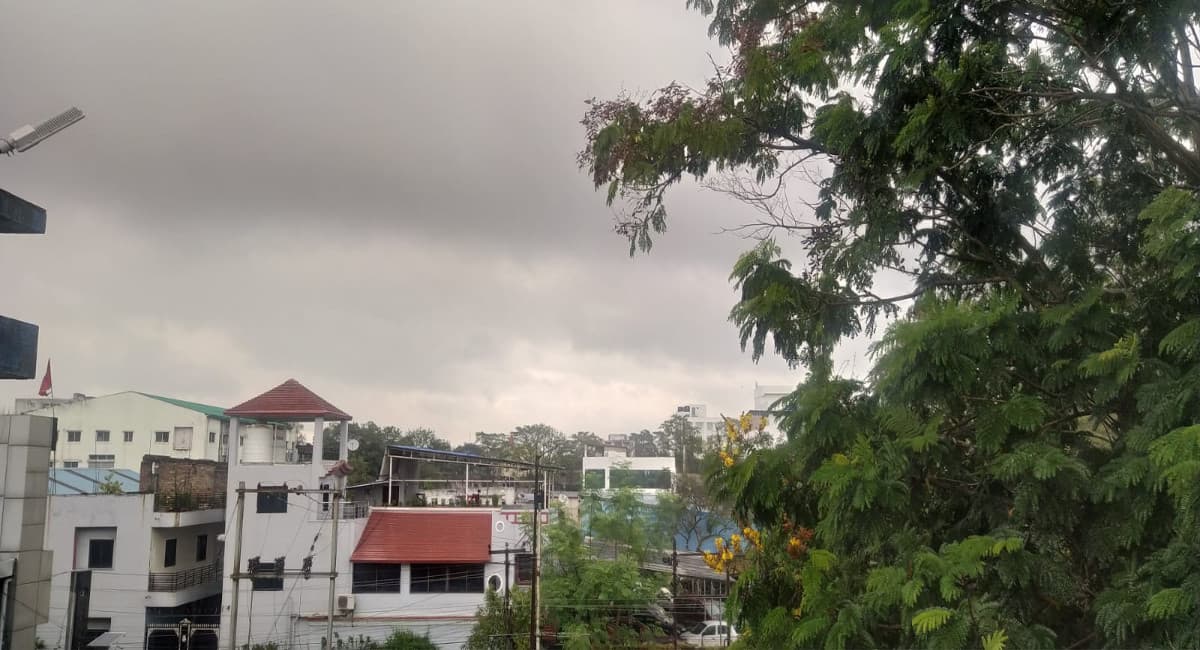 Jharkhand Weather News: रांची समेत इन जिलों में हो रही है बारिश, झारखंड में 21 अक्टूबर तक नहीं मिलेगी राहत