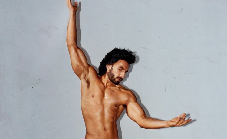 यह रणबीर की नग्नता है, कला नहीं