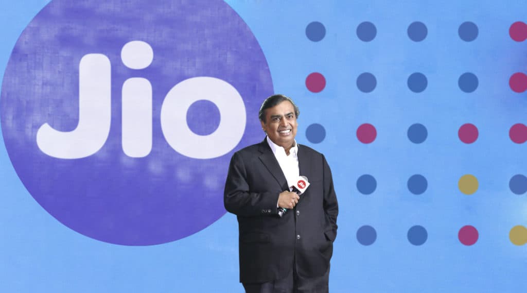 JIO @ 4 : 40 गुना सस्ते डेटा से 4 साल में जोड़ लिये 40 करोड़ यूजर्स JIO @ 4 : 40 गुना सस्ते डेटा से 4 साल में जोड़ लिये 40 करोड़ यूजर्स