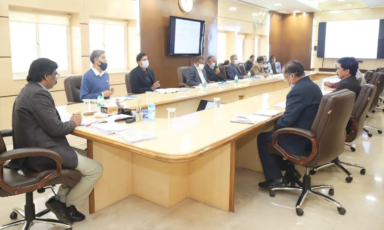 झारखंड के सीएम हेमंत ने सड़क निर्माण कार्यों में तेजी लाने पर दिया जोर, बोले- कार्य प्रगति की मॉनिटरिंग सिस्टम करें डेवलप झारखंड के सीएम हेमंत ने सड़क निर्माण कार्यों में तेजी लाने पर दिया जोर, बोले- कार्य प्रगति की मॉनिटरिंग सिस्टम करें डेवलप