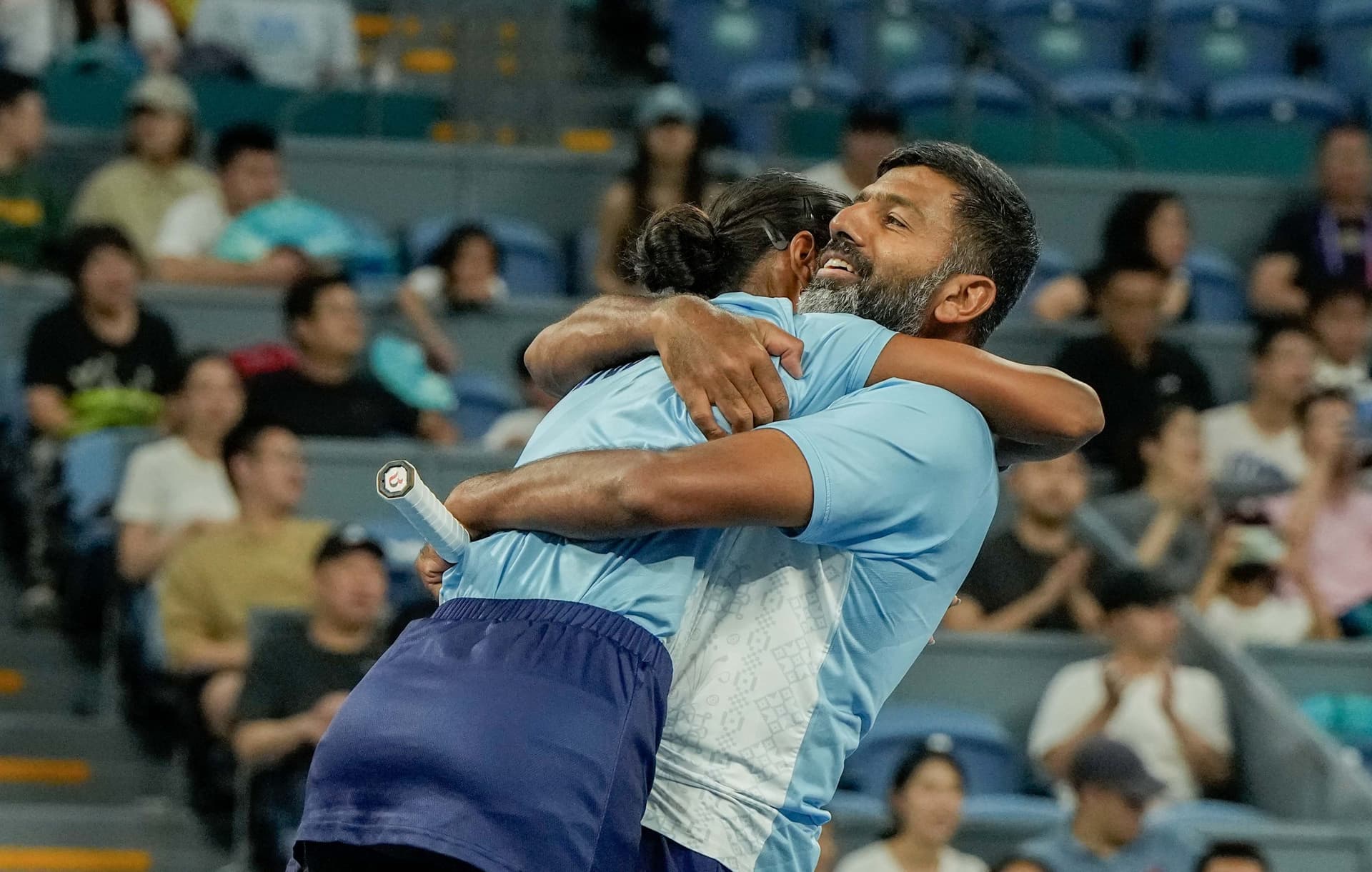 Asian Games 2023: टेनिस में भारत ने जीता गोल्ड, रोहन बोपन्ना और रूतुजा की जोड़ी ने चीनी ताइपे को हराया Asian Games 2023: टेनिस में भारत ने जीता गोल्ड, रोहन बोपन्ना और रूतुजा की जोड़ी ने चीनी ताइपे को हराया