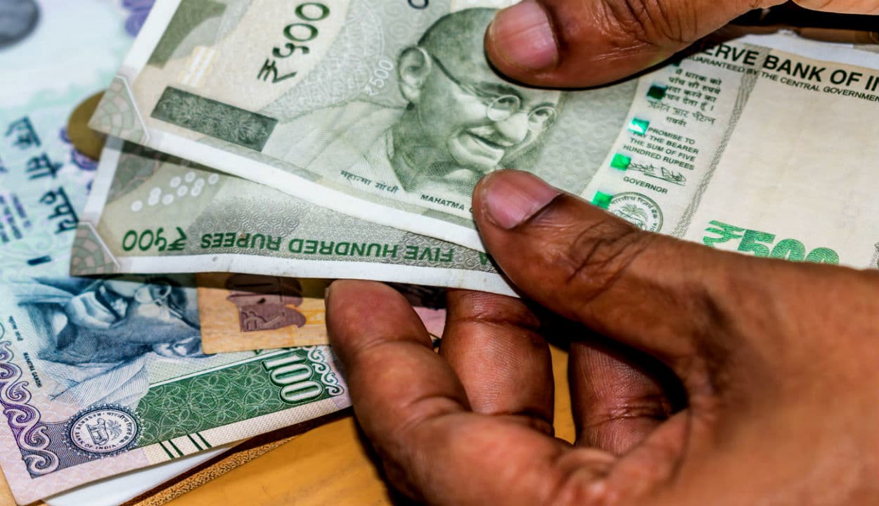 टैक्सपेयर्स को बड़ी राहत : ITR फॉर्म में अब बड़े लेनदेन की जानकारी देने से मिल सकेगा छुटकारा, जानिए कैसे?