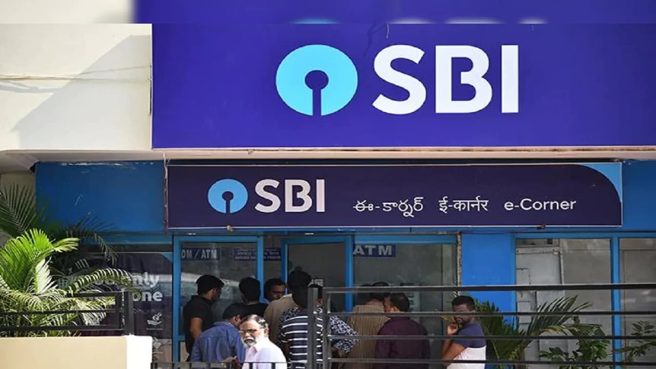 अपने बैंक सेविंग्स अकाउंट में मिनिमम बैलेंस के झंझटों से पाना चाहते हैं मुक्ति, तो करना होगा ये जरूरी काम