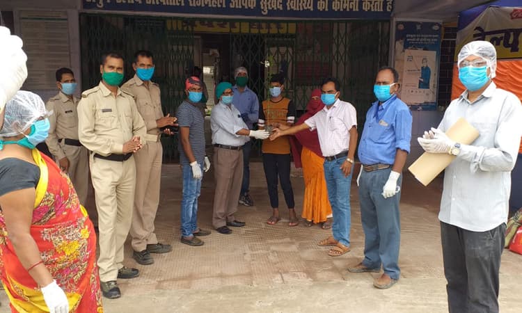 Coronavirus in Jharkhand : साहिबगंज में 2 कोरोना संक्रमितों ने जीती जंग, सम्मानपूर्वक हुए विदा, रविवार को मिले 2 नये मरीज