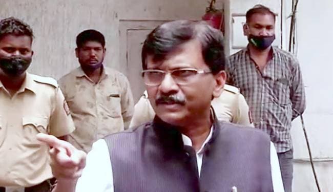 केंद्रीय मंत्री नारायण राणे को शिवसेना सांसद संजय राउत ने दिया जवाब, कहा- ''देश का बाघ है पश्चिम बंगाल''