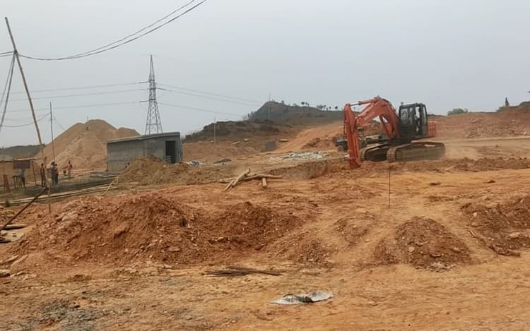 झारखंड : सरायकेला के संजय गांव में बन रहे अस्पताल के साईट कर्मियों के साथ मारपीट, 10 लाख रुपये लूटे