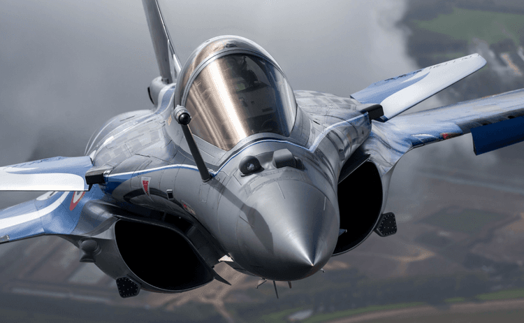 युद्ध के लिए तैयार हो रहा राफेल, रात के समय प्रैक्टिस