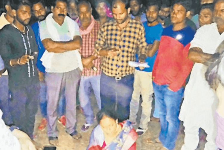 Bihar Election First Phase Update: मतदान के दौरान घटी ये घटनाएं, बड़हरा के विधायक व निर्दलीय प्रत्याशी पर हमला, नक्सलियों की साजिश नाकाम