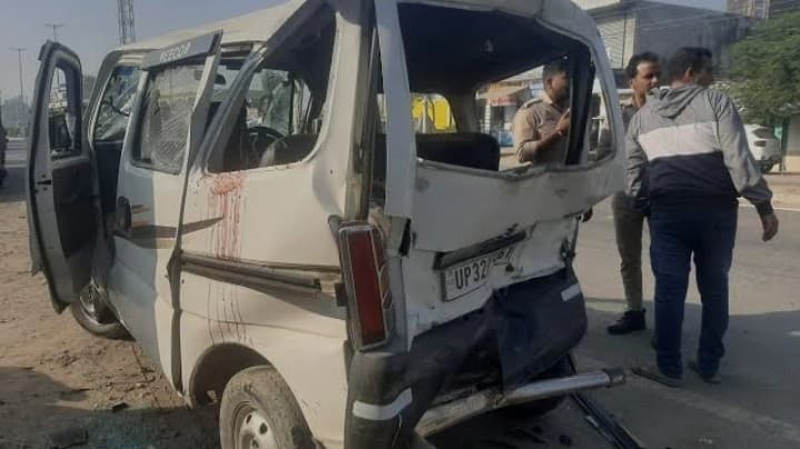 बरेली: स्कूल वाहन हादसे के बाद जागा परिवहन विभाग, प्रबंधक-वैन मालिक और ड्राइवर के खिलाफ एफआईआर, जानें मामला
