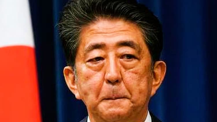 जापान के पूर्व PM आबे को नेताजी पुरस्कार 2022, मुखर्जी आयोग से क्यों नाराज हैं सुभाष बाबू के भाई की पोती?