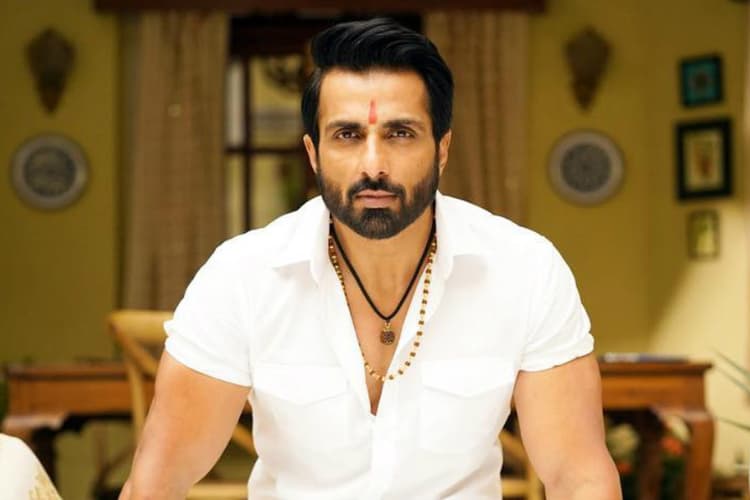 देश के छात्रों के लिए सोनू सूद करने वाले हैं कुछ खास, सोशल मीडिया पर दी जानकारी