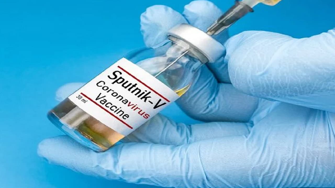 रूस में स्वास्थ्य मंत्रालय 12-17 साल के बच्चों के लिए स्पुतनिक COVID वैक्सीन का करेगा रजिस्ट्रेशन