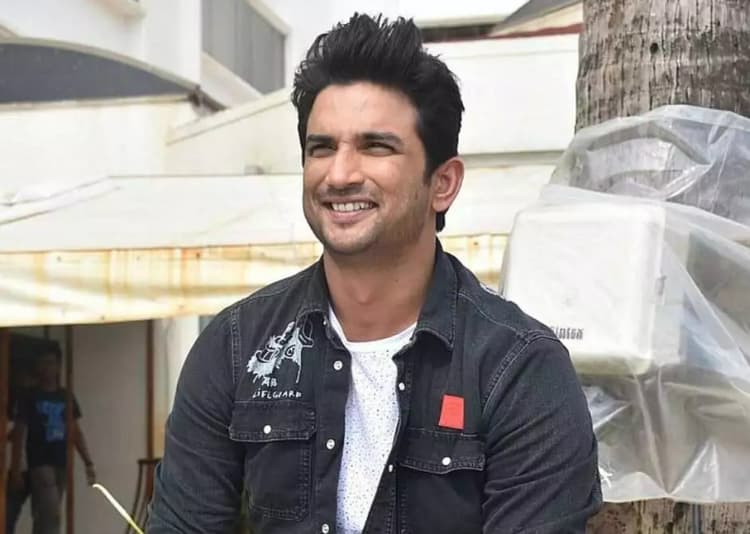 सुशांत सिंह मौत का मामला: डायरेक्टर दिनेश विजान के ठिकानों पर ईडी का छापा, फिल्म के पेमेंट पर उठ रहे सवाल