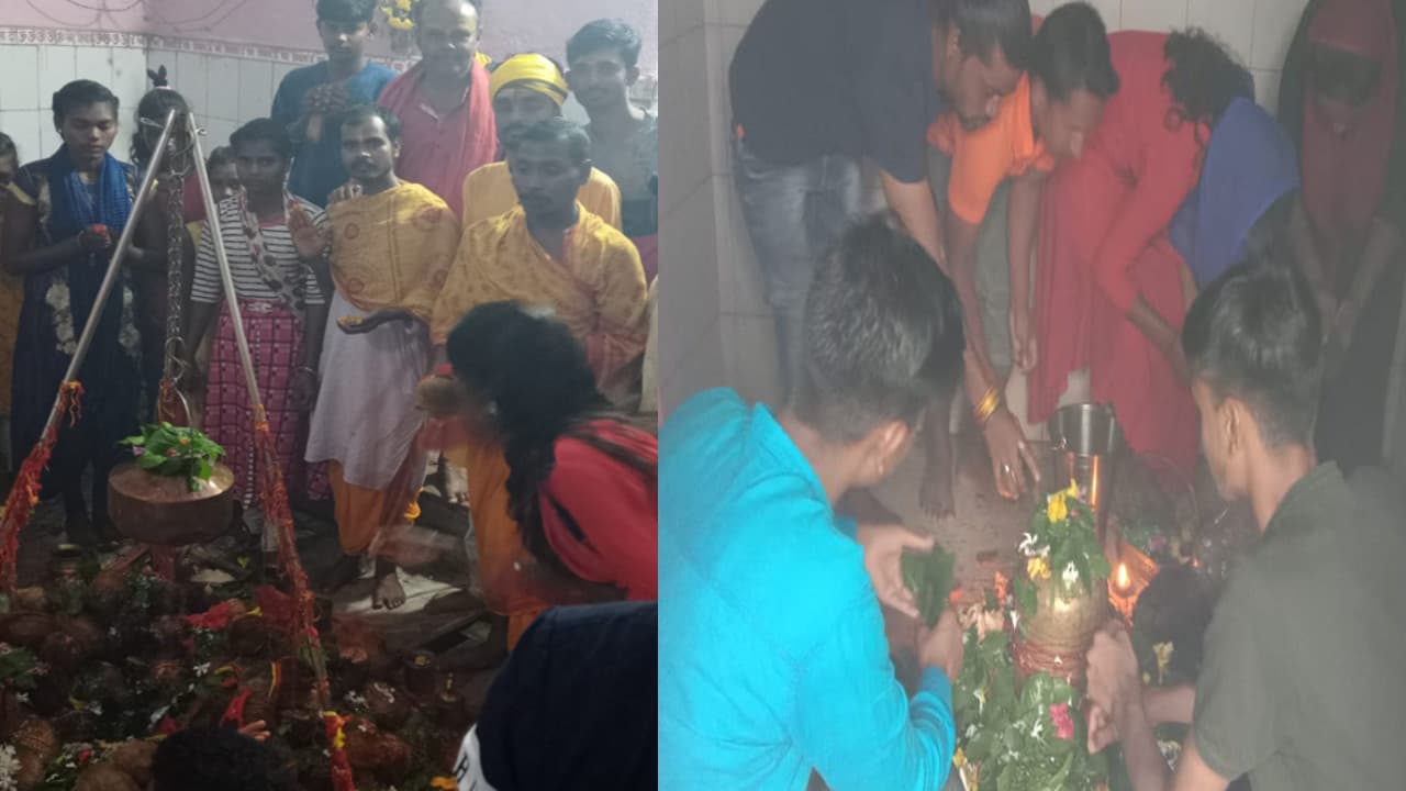 Sawan 2021 : सावन पर कोरोना की मार, पहली सोमवारी को कहीं दिखे श्रद्धालु, तो कहीं पसरा सन्नाटा, देखें Pics Sawan 2021 : सावन पर कोरोना की मार, पहली सोमवारी को कहीं दिखे श्रद्धालु, तो कहीं पसरा सन्नाटा, देखें Pics