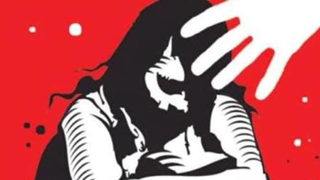 नेत्रहीन से रेप व गर्भवती होने का मामला पहुंचा मानवाधिकार आयोग, सीएम को ट्वीट कर किया गया ये मांग