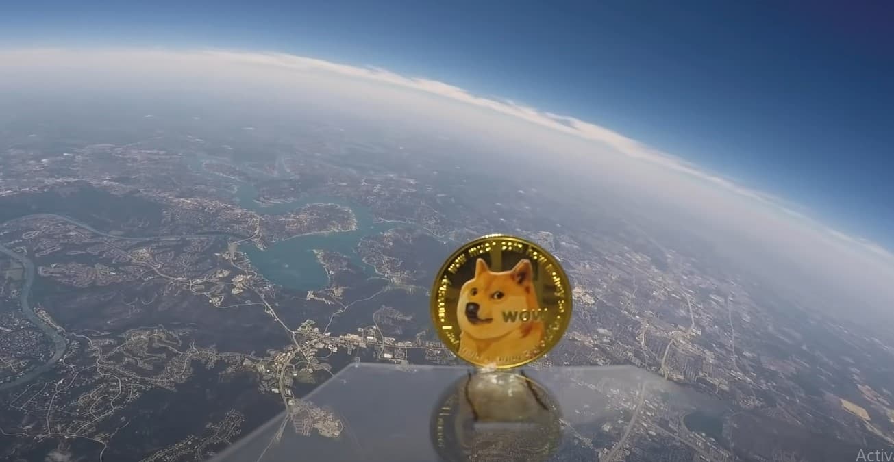 Things Sent To Space: न रॉकेट न स्पेसक्राफ्ट फिर भी आसानी से अंतरिक्ष तक भेजे जा रहे समोसे, चिकन नगेट जैसे डेली यूज के सामान, जानें इसके पीछे क्या है साइंस Things Sent To Space: न रॉकेट न स्पेसक्राफ्ट फिर भी आसानी से अंतरिक्ष तक भेजे जा रहे समोसे, चिकन नगेट जैसे डेली यूज के सामान, जानें इसके पीछे क्या है साइंस