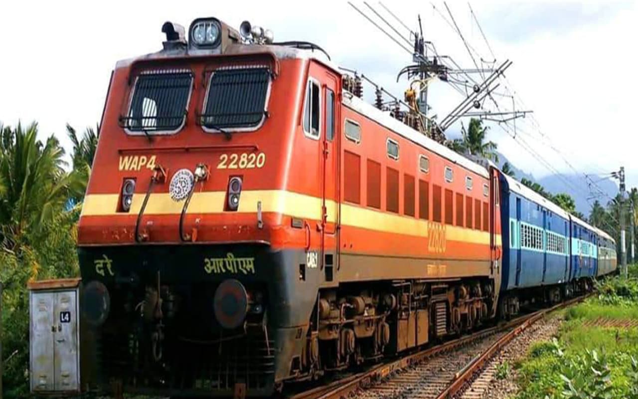 Train News : मुजफ्फरपुर से गुजरने वाली कई ट्रेनों के रूट में बदलाव, देखें पूरी लिस्ट