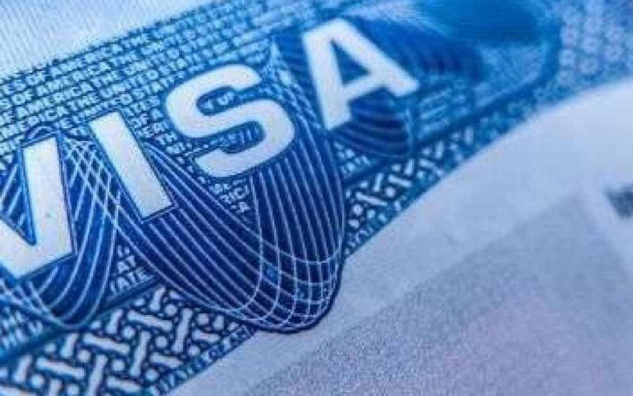 दिल्ली : वीजा स्कैम का पर्दाफाश! सात लोग गिरफ्तार, नौकरी खोज रहे लोगों को ऐसे बनाते थे शिकार