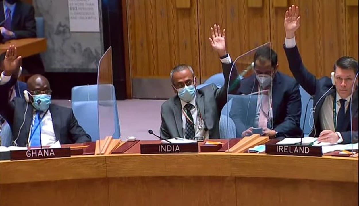 UNSC में रूस को लगा करारा झटका, यूक्रेन में मानवीय जरूरत प्रस्ताव पर भारत समेत 13 देश वोटिंग से रहे दूर