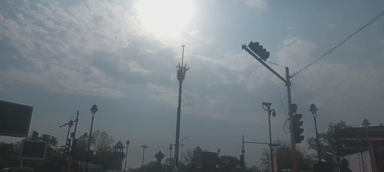 भागलपुर मौसम: आंधी-बारिश के बाद तेज धूप से बढ़ी गर्मी, जानें कब बरसेंगे मेघ...