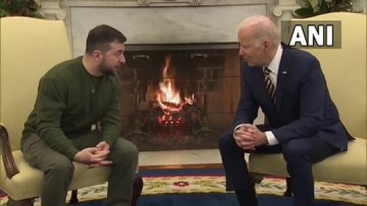 Ukraine Russia War: युद्ध के बीच कीव पहुंचे राष्ट्रपति जो बाइडेन, बोले- यूक्रेन को देंगे एयर सर्विलांस रडार