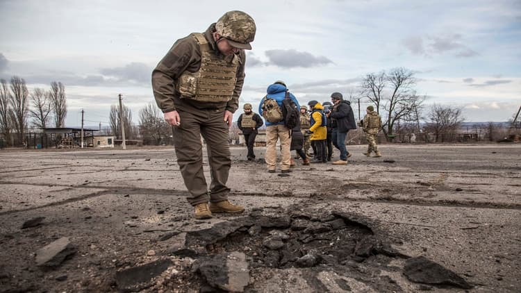 Ukraine Russia Conflict: दूतावास ने जारी की एडवाइजरी, भारतीय नागरिक और छात्र जल्द छोड़ दें यूक्रेन