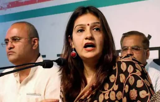 ‘बाघिन की चोट’ पर शिवसेना नाराज, प्रियंका चतुर्वेदी बोलीं- ‘बंगाल में ममता बनर्जी नहीं, BJP को डरना जरूरी’