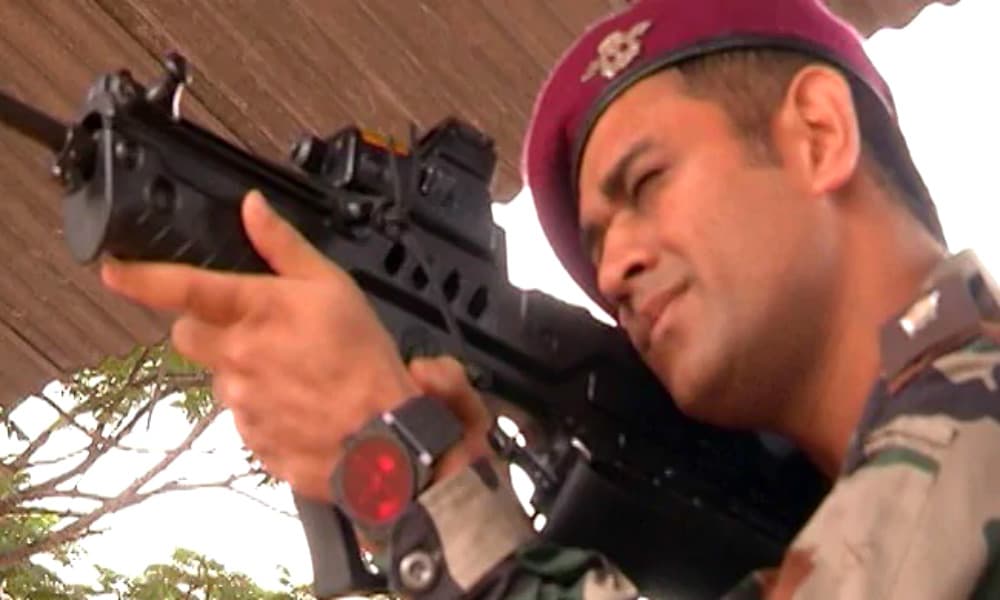 तो क्या संन्यास के बाद निशानेबाजी में हाथ आजमायेंगे धौनी? खरीद रखी है ‘वाल्टर’ राइफल