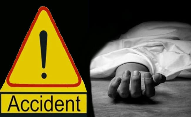 बदायूं में दो मोटरसाइकिलों की टक्कर में बच्चे समेत तीन लोगों की मौत, चार घायल