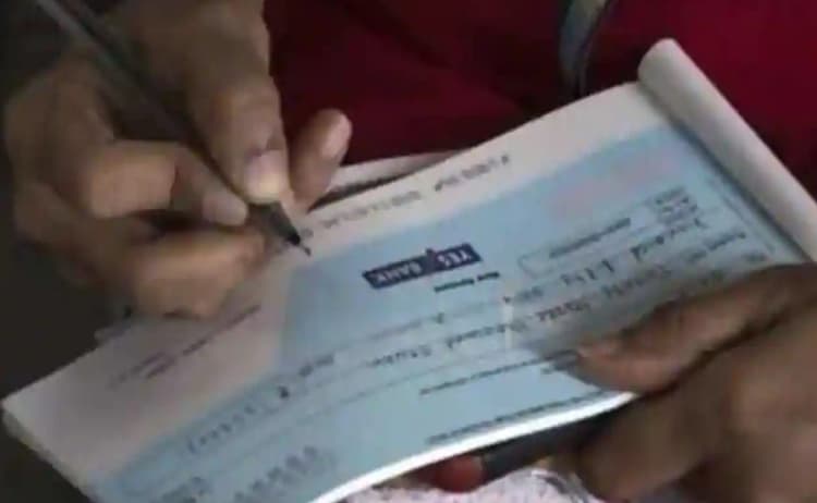 1 सितंबर से क्या - क्या बदल रहा है ? अहम नियमों के बदलाव के साथ सीधा पड़ेगा आपकी जेब पर असर