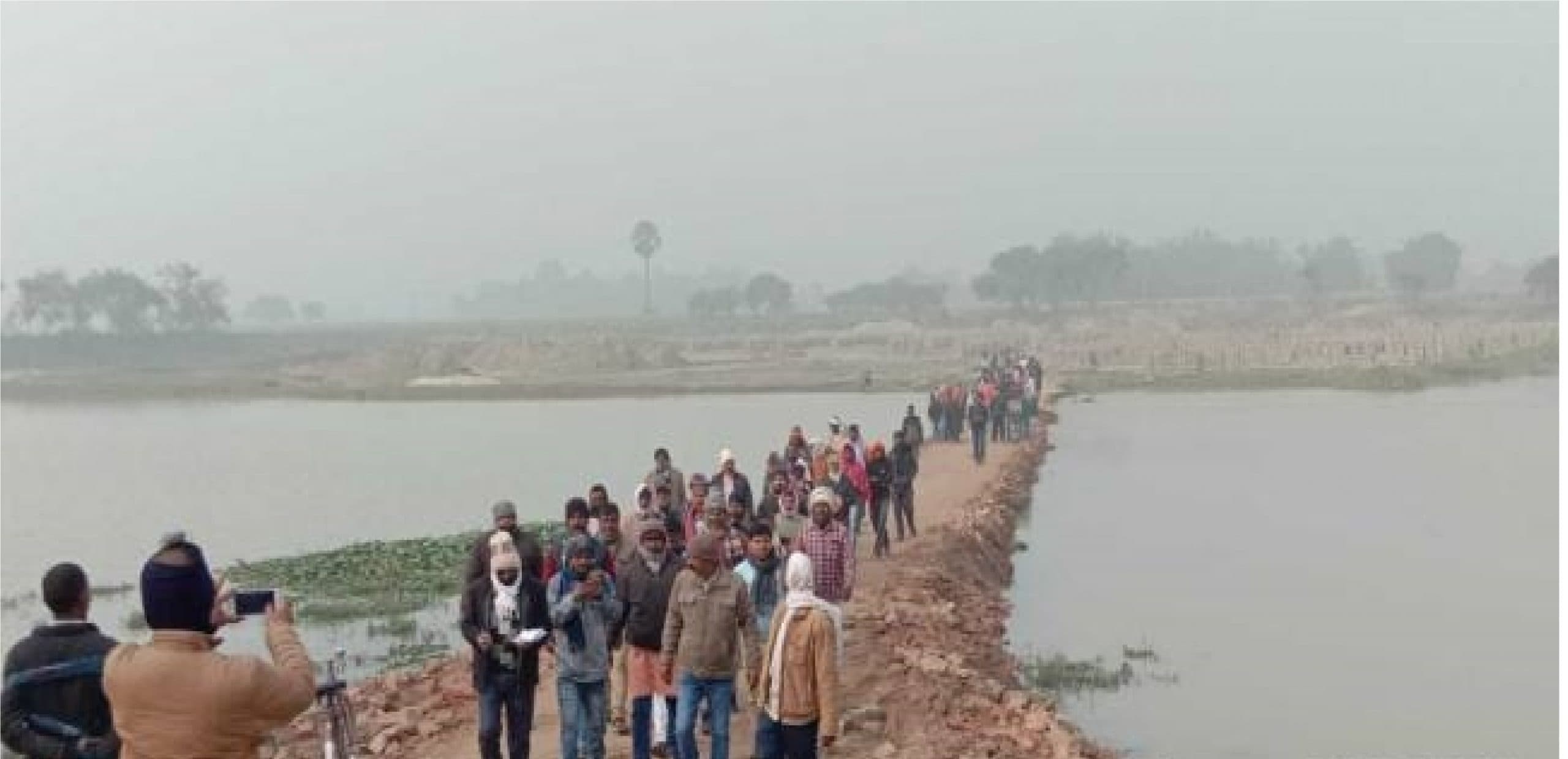 भागलपुर में दबंगों ने अपने धंधे के लिए घोघा नदी को बना दिया नाला, NH-80 के किनारे 24 जगहों पर बनाया बांध