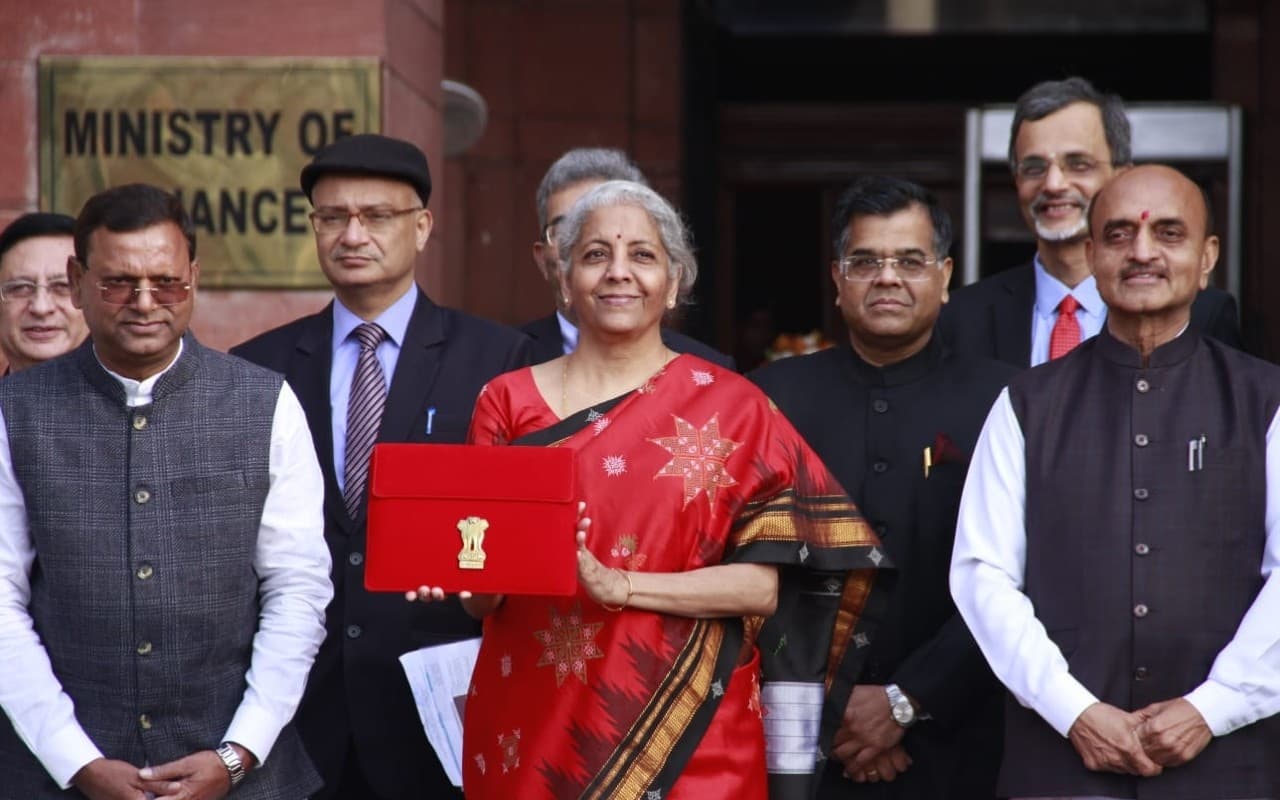 Union Budget 2023: भविष्य की ओर देखता बजट