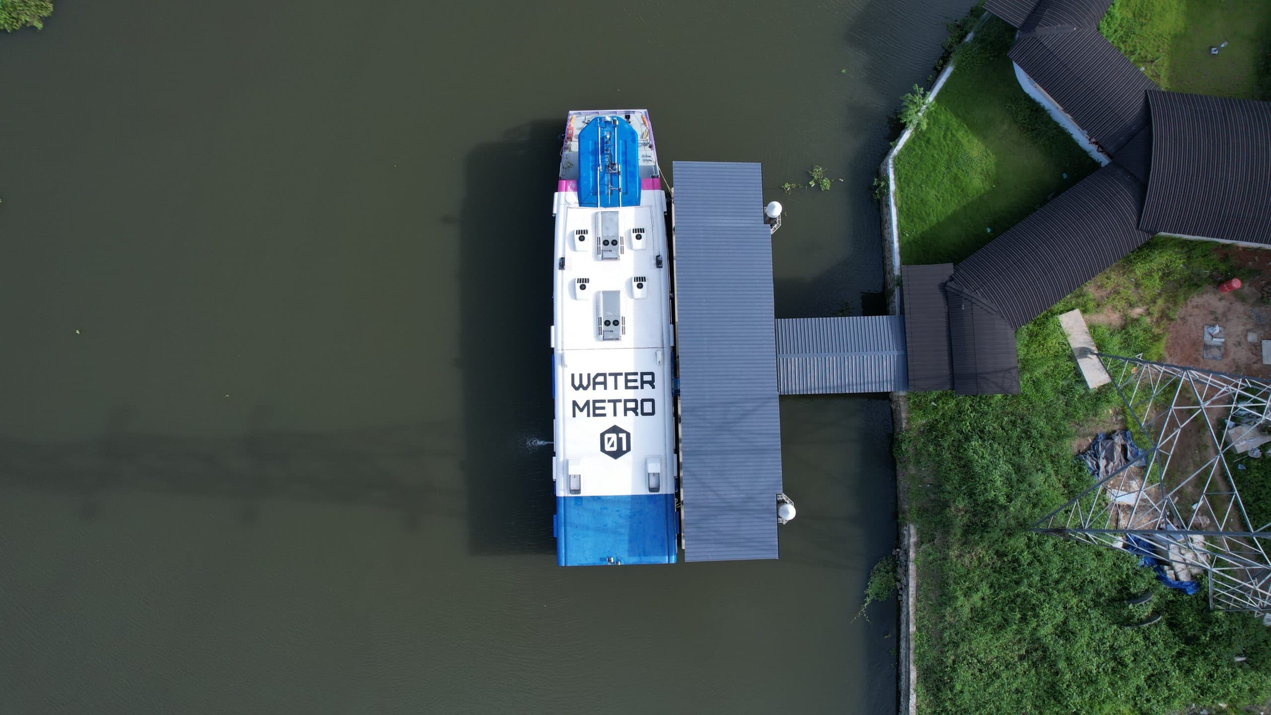 Water Metro: देश के पहले वाटर मेट्रों की क्या है खासियत, जानें रूट और कितना होगा किराया