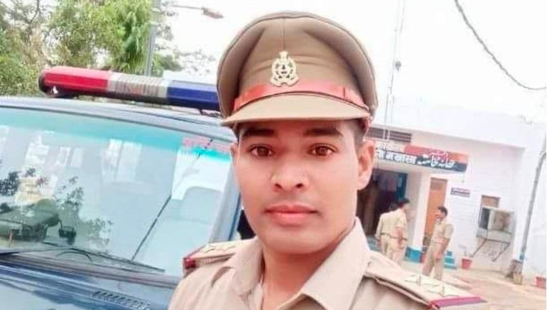 Gorakhpur News: मनीष गुप्ता हत्याकांड में एक लाख का इनामी दारोगा विजय यादव गिरफ्तार, मामले का है मुख्य आरोपी