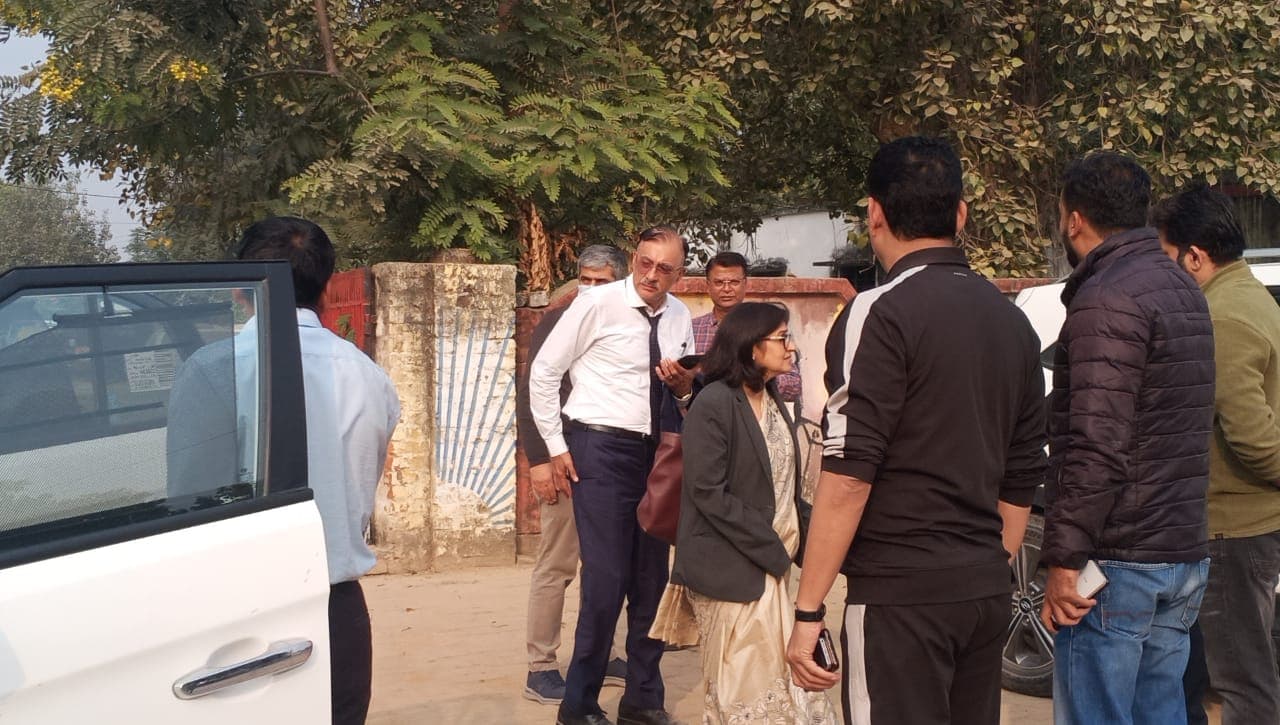 Varanasi News: बिटिया से दुष्कर्म मामले में सनबीम स्कूल के प्रबंधक गिरफ्तार, अदालत ने भेजा जेल Varanasi News: बिटिया से दुष्कर्म मामले में सनबीम स्कूल के प्रबंधक गिरफ्तार, अदालत ने भेजा जेल