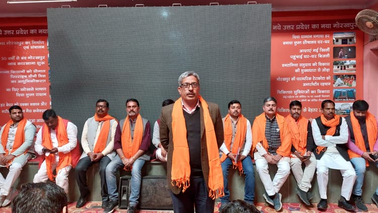 Gorakhpur News: हिंदू युवा वाहिनी ने संभाली चुनाव की जिम्मेदारी, लोगों को मतदान के प्रति करेंगे जागरूक