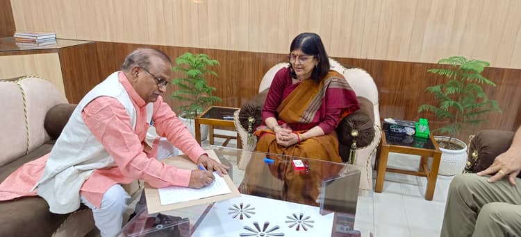 राजर्षि टंडन मुक्त विश्वविद्यालय और हिंदुस्तानी एकेडमी के बीच MOU साइन, इन गतिविधियों को मिलेगा बढ़ावा