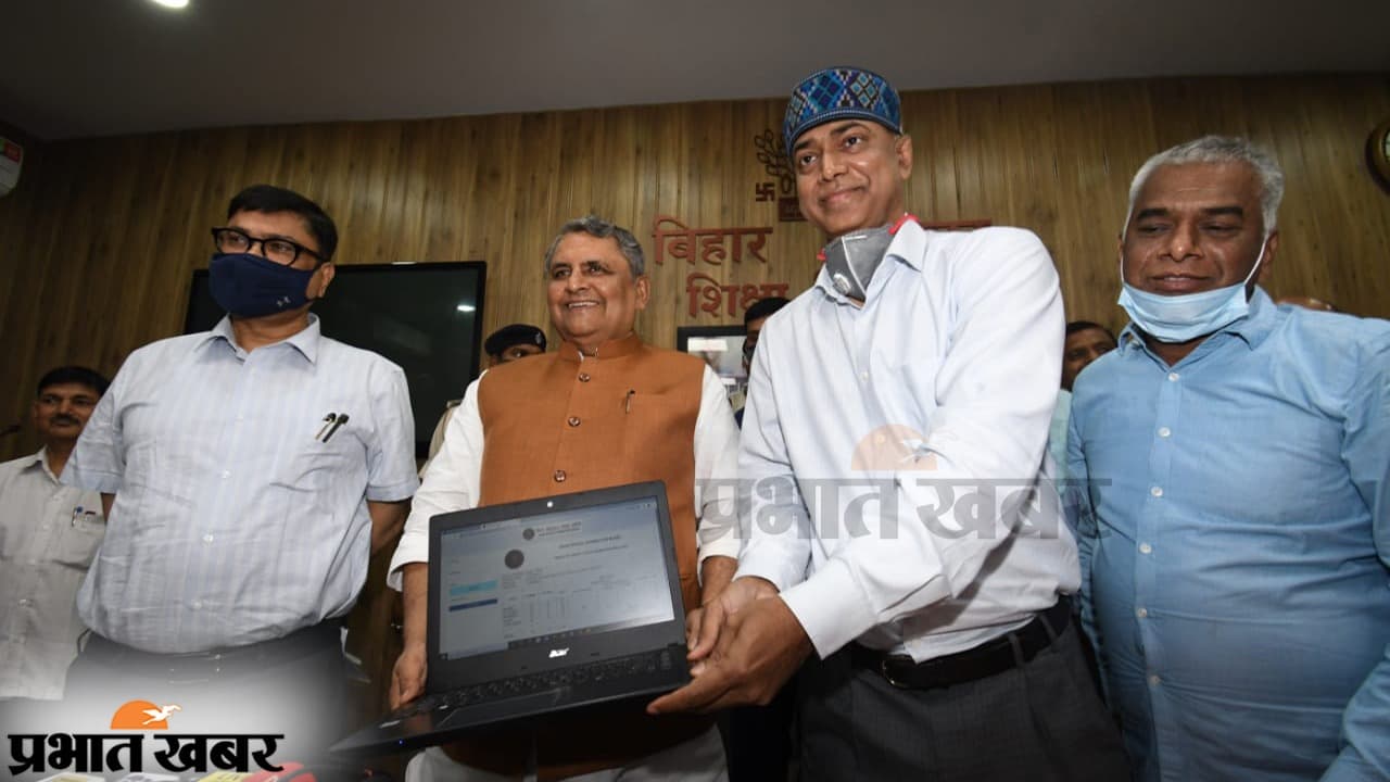 बिहार बोर्ड 10वीं का इस बार 79.88 प्रतिशत रिजल्ट, औरंगाबाद की रामायणी राय टॉपर, डाउनलोड करें टॉपर लिस्ट बिहार बोर्ड 10वीं का इस बार 79.88 प्रतिशत रिजल्ट, औरंगाबाद की रामायणी राय टॉपर, डाउनलोड करें टॉपर लिस्ट