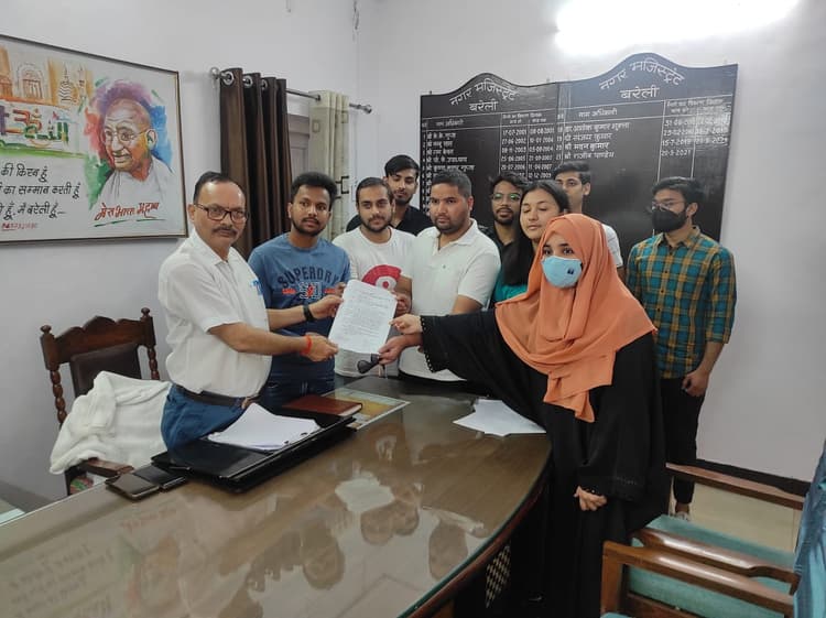 Bareilly News: यूक्रेन में मेडिकल की एजुकेशन लेने वाले स्टूडेंट्स ने सुनाया दर्द, कही यह बात