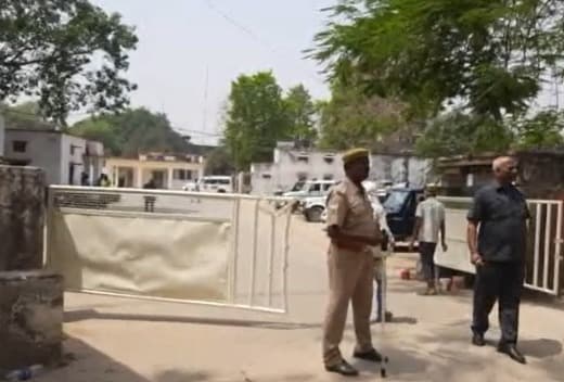 Gorakhpur News: पुलिस लाइन्स और आरोपी के घर की सुरक्षा बढ़ायी गई, किसी को अंदर जाने की परमिशन नहीं